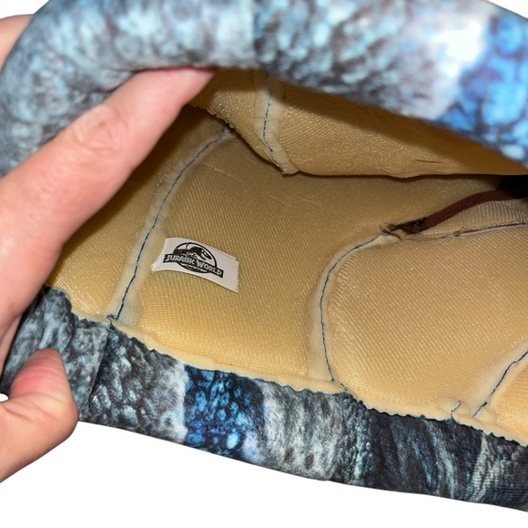 Jurassic Park World Raptor Dinosaur Mask Large 17” long like new - Picture 4 of 4